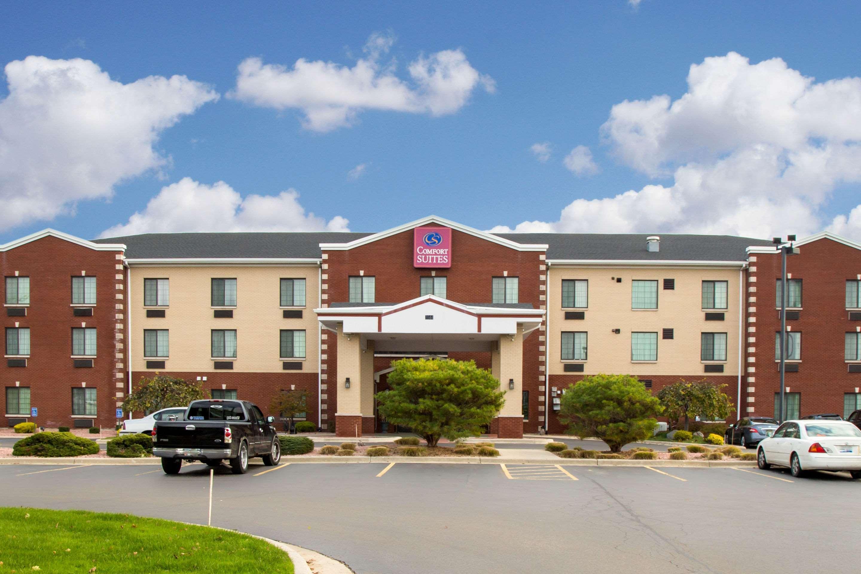 Comfort Suites Grand Rapids South Exterior photo